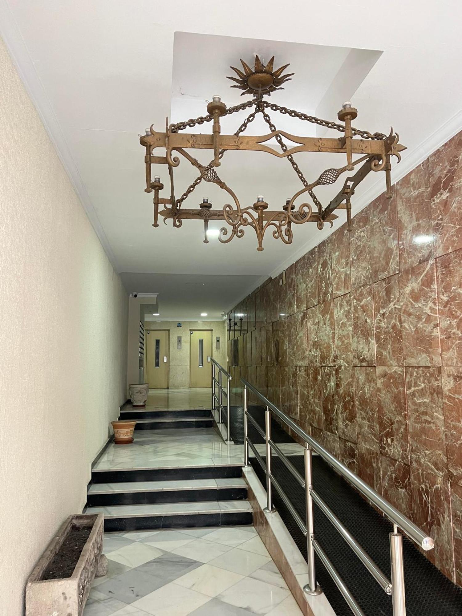 Gran Apartamento Con Parking Gratis Centro De 말라가 외부 사진