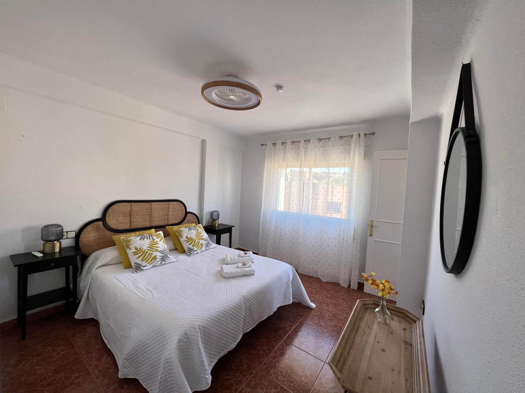 Gran Apartamento Con Parking Gratis Centro De 말라가 외부 사진