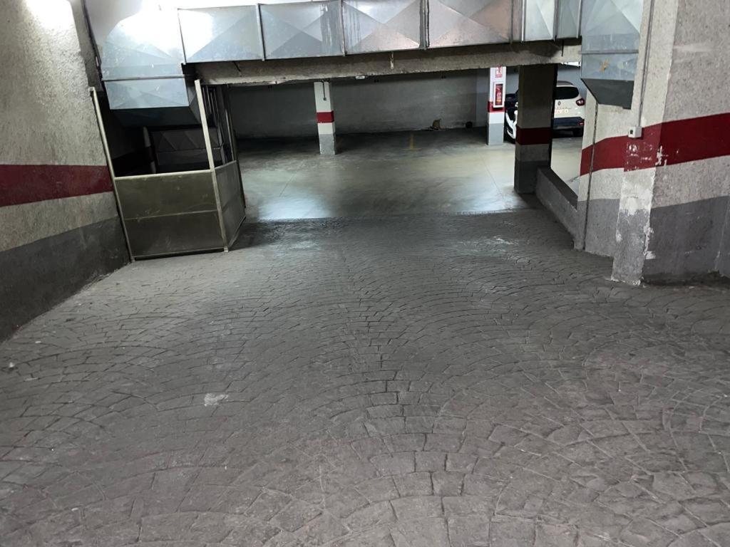 Gran Apartamento Con Parking Gratis Centro De 말라가 외부 사진